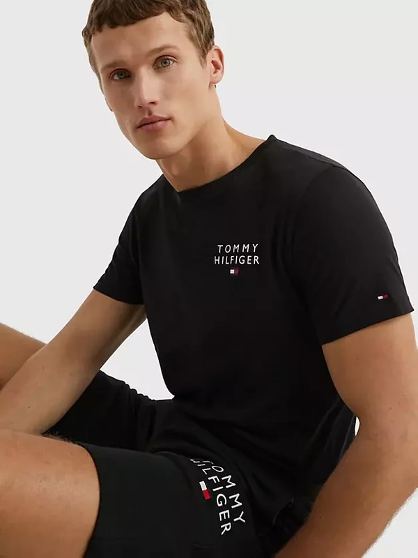 Men&#39;s T-shirt Tommy Hilfiger black UM0UM02916